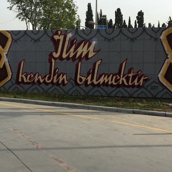 4/29/2016に🇹🇷Hikmet Özdemir🇹🇷がT.C. İstanbul Sabahattin Zaim Üniversitesiで撮った写真