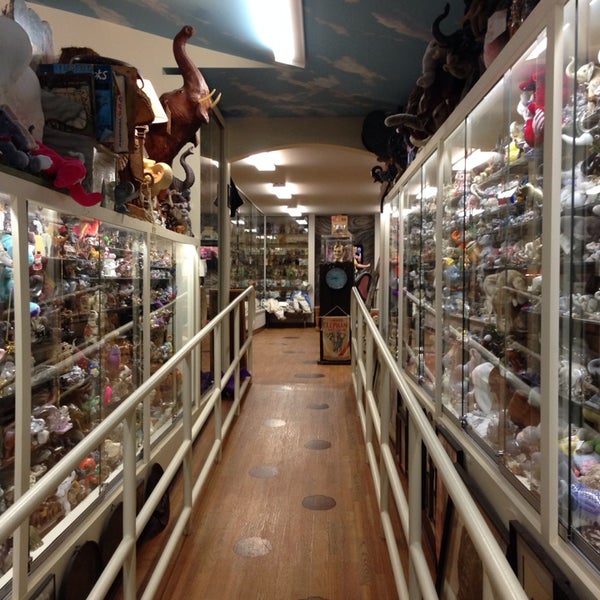 Photo taken at Mister Ed&#39;s Elephant Museum &amp; Candy Emporium by Laura S. on 5/24/2014