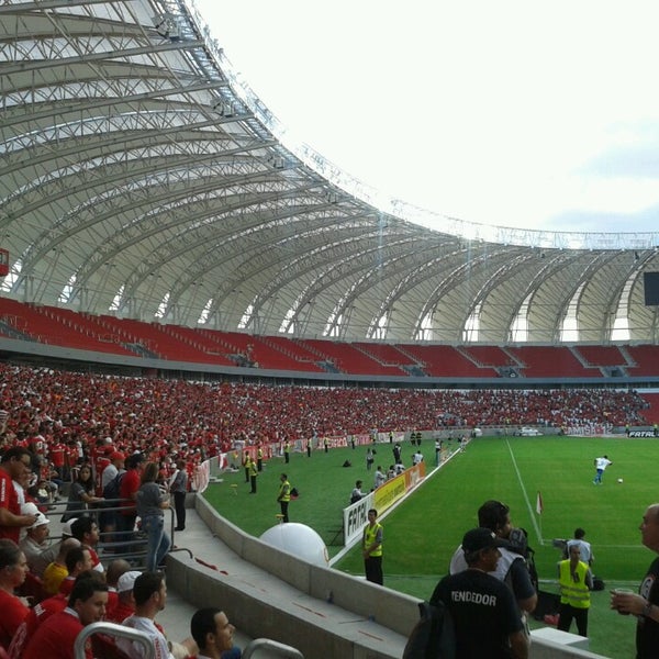 Foto tirada no(a) Estádio Beira-Rio por Gabriela G. em 2/16/2014
