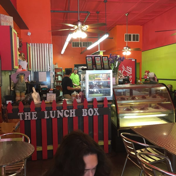 Боксы в кафе