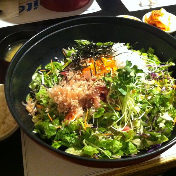 1/14/2013 tarihinde 윤석 정.ziyaretçi tarafından A-won Japanese Restaurant'de çekilen fotoğraf