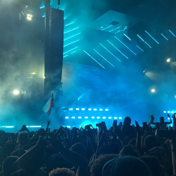 Photo taken at Ultra Music Festival by Zz on 3/26/2018