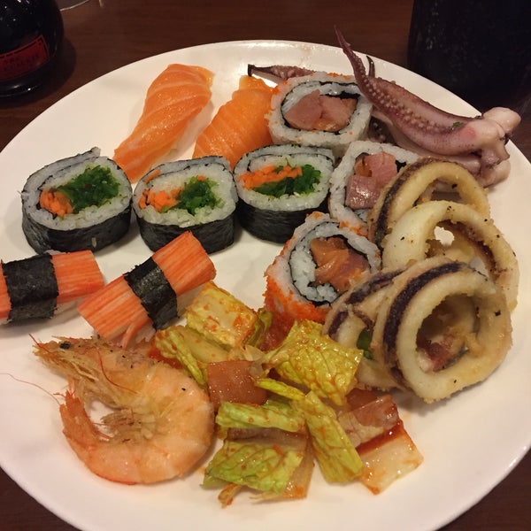รูปภาพถ่ายที่ Vegas Seafood Buffet โดย Ayça U. เมื่อ 2/17/2017