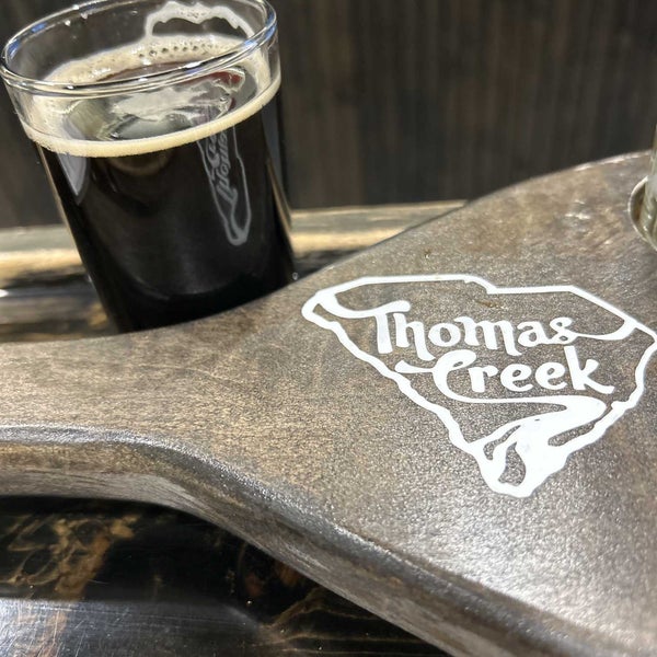 Снимок сделан в Thomas Creek Brewery пользователем Tommy H. 12/29/2022