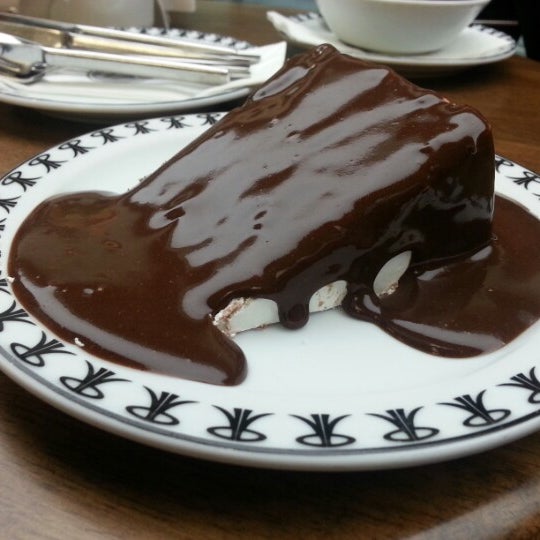 Reyhan Pastanesi Balçova, İzmir