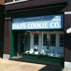 Besides the oatmeal cookie, Dad's also offers traditional favorites such as chocolate chip and peanut butter cookies.