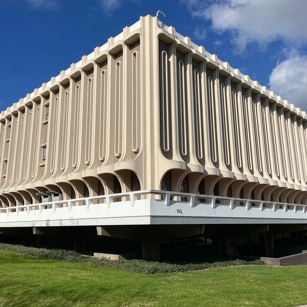 Langson Library - University of California-Irvine - Irvine, CA