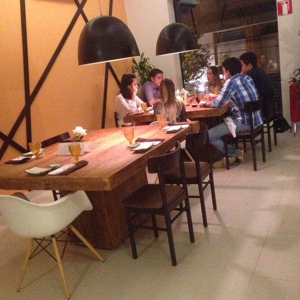 Photo taken at Satō Japanese Cuisine by Flávio M. on 3/16/2014