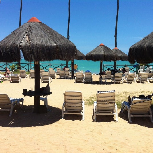 Das Foto wurde bei Salinas de Maceió Beach Resort von Cadu D. am 11/30/2012 aufgenommen