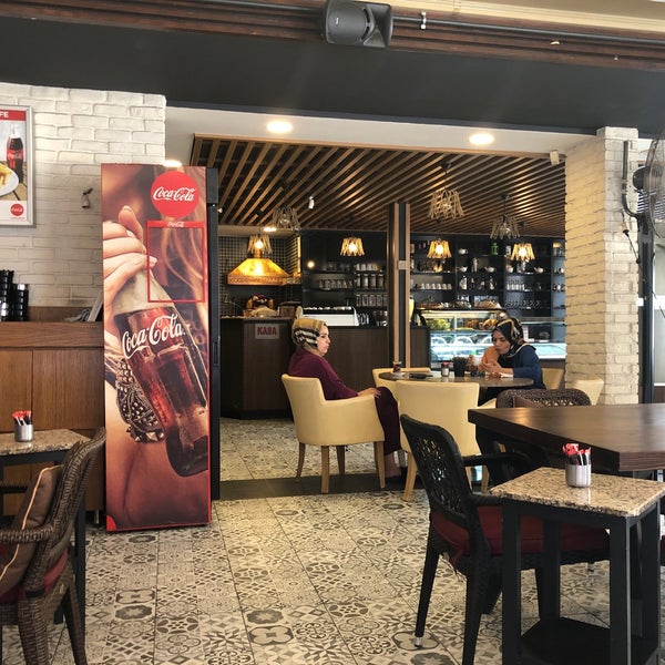 Foto tirada no(a) Maşa Cafe por Ahmad . em 8/26/2019