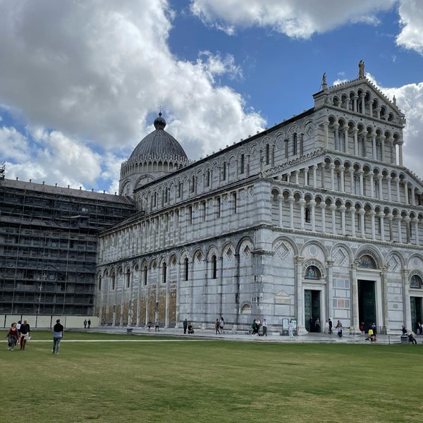 Photo taken at Piazza del Duomo (Piazza dei Miracoli) by Andre M. on 9/28/2022
