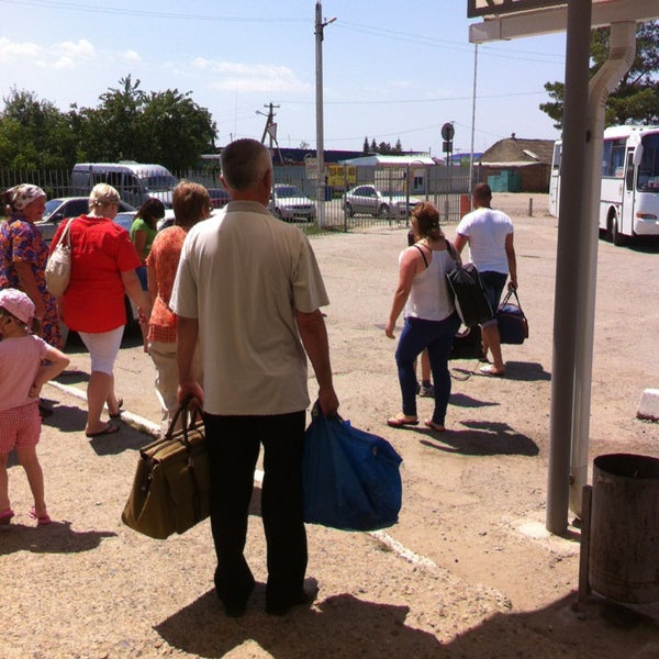 культура калининского района. краснодарский край калининский район станица калининская. калининская краснодарский край новости. выставка, посвящённая юбилею станицы. станица калининская.