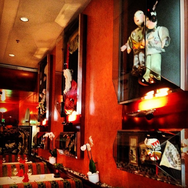 2/14/2013 tarihinde Dmitriy A. P.ziyaretçi tarafından Ресторан &quot;Чопстикс&quot; / Chopsticks Restaurant'de çekilen fotoğraf