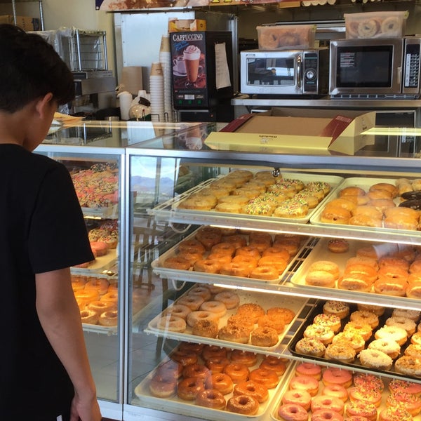 Winchell's Donut House 8110 W Warm Springs Rd