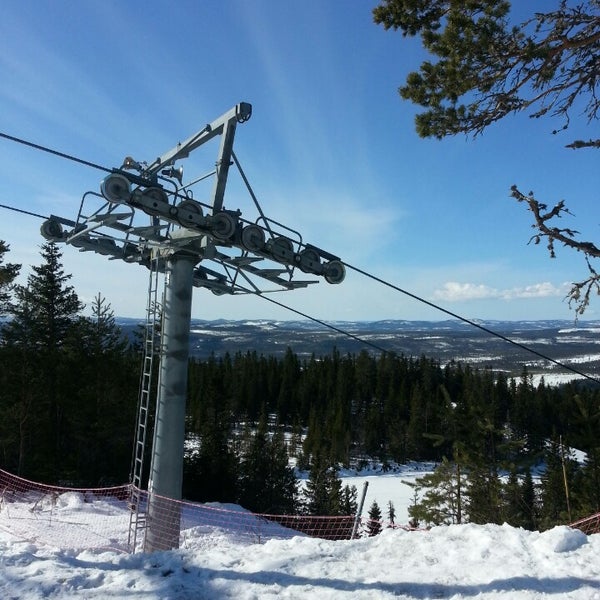 Das Foto wurde bei Kläppen Ski Resort von Fredrik H. am 3/30/2013 aufgenommen
