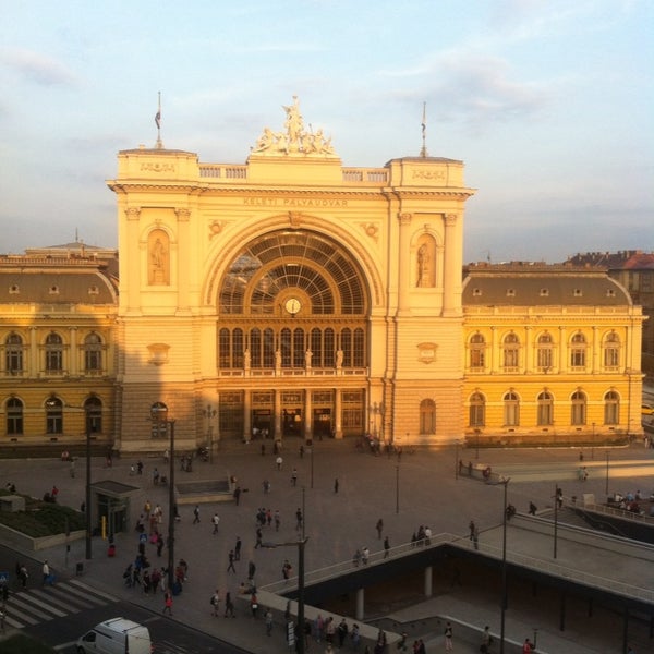 Nice hotel with nice service. I front of hotel is main station and metro station but you can be even by walk in 20 min in all historical beautiful parts of Budapest. Check the view from my room!❤️