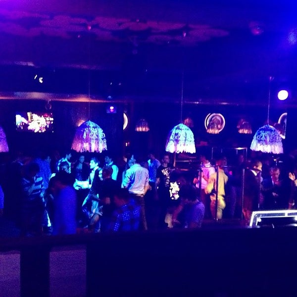 Foto scattata a Face Club da DJ_Yonce il 11/3/2012