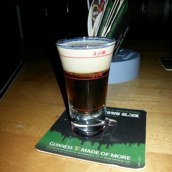 Foto diambil di Finn McCool&#39;s Irish Bar oleh Florian pada 3/13/2013