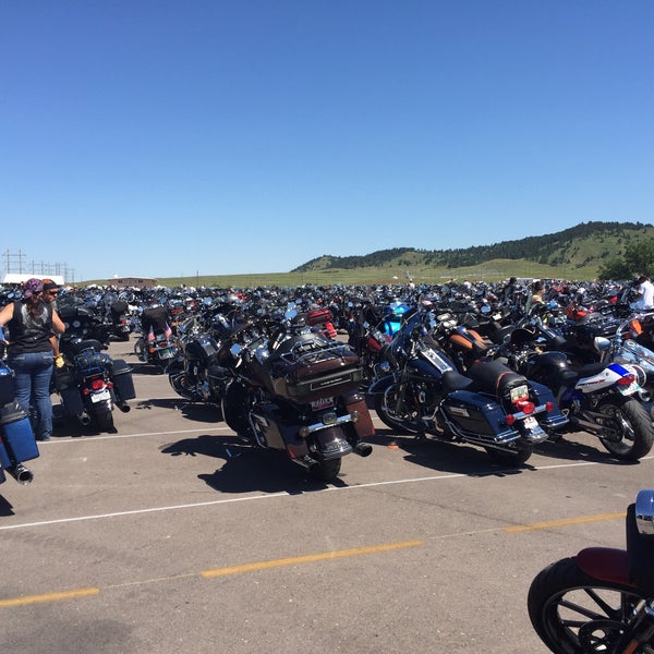 8/1/2015에 Steve HD S.님이 Black Hills Harley-Davidson에서 찍은 사진