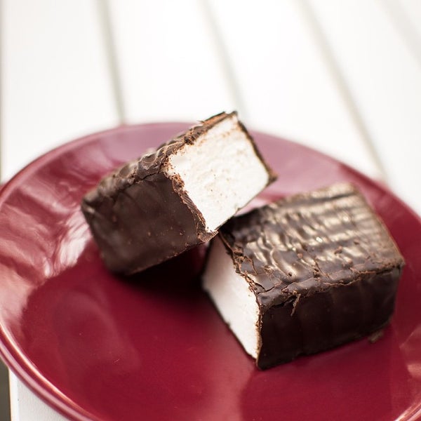6/9/2015에 J K.님이 Perfection Chocolates &amp; Sweets에서 찍은 사진