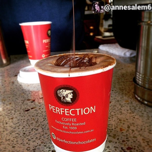Снимок сделан в Perfection Chocolates &amp; Sweets пользователем J K. 6/22/2015