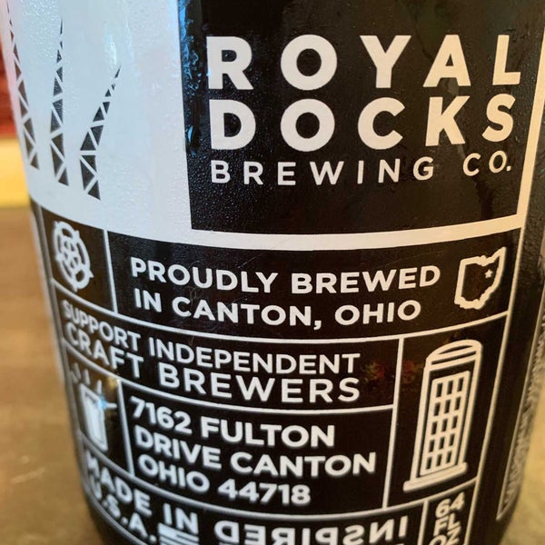 Foto tomada en Royal Docks Brewing Company  por Brew With A V. el 8/16/2019