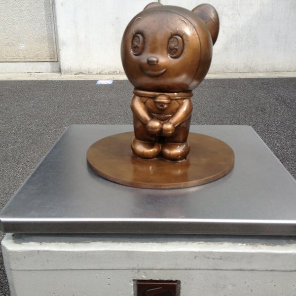 登戸駅 ドラミちゃん像 多摩区 多摩区登戸3435 6 登戸駅 ドラミちゃん像 多摩区 多摩区登戸3435 6