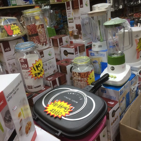 Saaka Nilai Furniture Home Store In Sungai Besi
