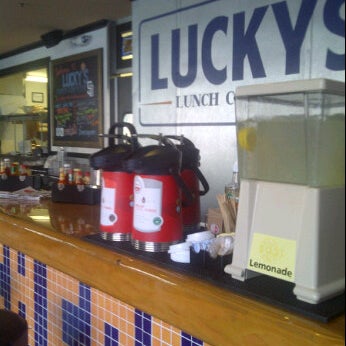 Снимок сделан в Lucky&#39;s Lunch Counter пользователем Rosemary B. 9/28/2012