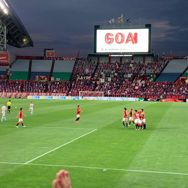 Photos At 埼玉スタジアム02 ホーム自由席 南ゴール裏 2 Tips