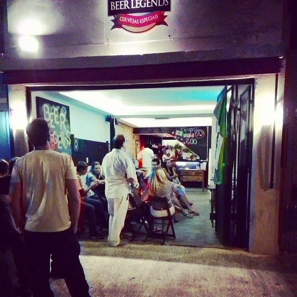 รูปภาพถ่ายที่ Beer Legends - Bar e Cervejaria โดย Alexandre D. เมื่อ 7/5/2014