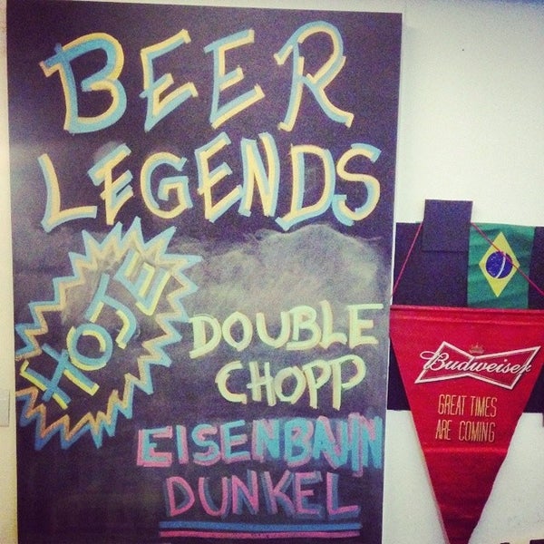 รูปภาพถ่ายที่ Beer Legends - Bar e Cervejaria โดย Alexandre D. เมื่อ 6/26/2014