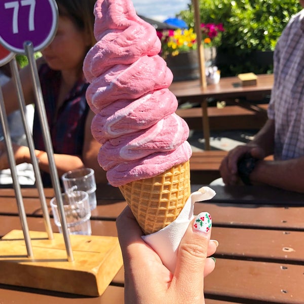 Julians Berry Farm & Cafe Café in Whakatane