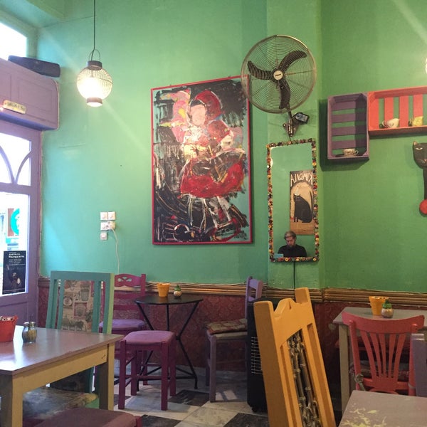 Photo taken at Κιμωλία Art Cafe by kat.mckork on 12/21/2015