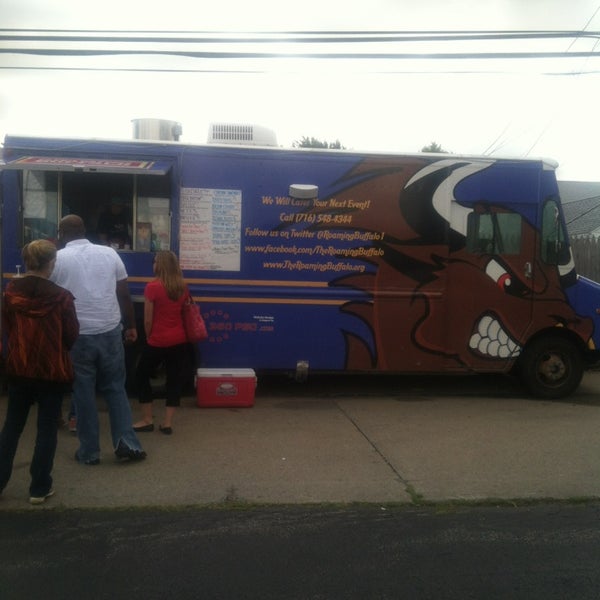 Photo taken at The Roaming Buffalo Food Truck by Lonna K. on 8/1/2013