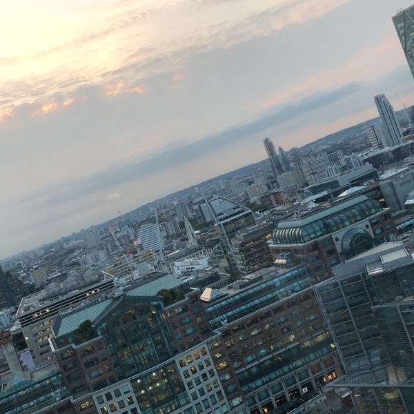 9/2/2018 tarihinde MEHMET E.ziyaretçi tarafından DoubleTree by Hilton Hotel London - Tower of London'de çekilen fotoğraf