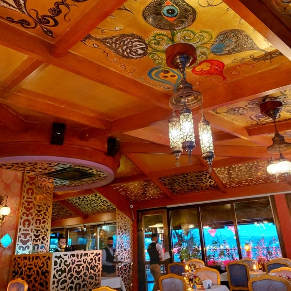 Roof Mezze 360 Restaurant Fatih'te Restoran