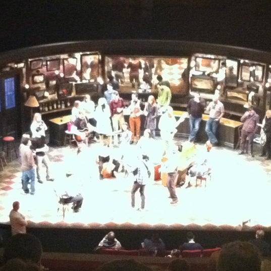 Foto diambil di Once the Musical oleh Jaret P. pada 3/6/2012