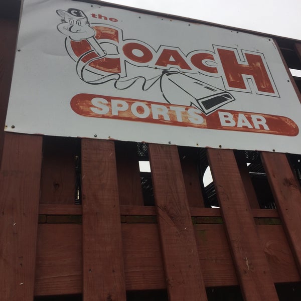 The Coach Sports Bar Sports Bar in ster