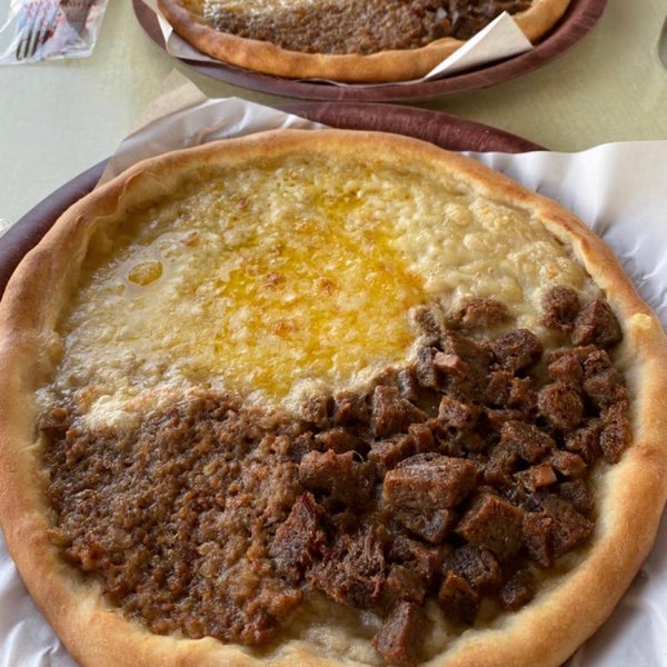 รูปภาพถ่ายที่ Yılmaz Pide โดย Levent เมื่อ 7/24/2021