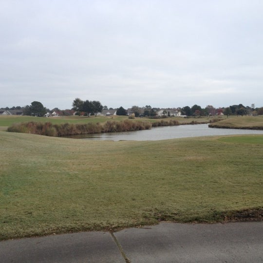 Foto diambil di Wicked Stick Golf Links oleh Adam G. pada 11/14/2012