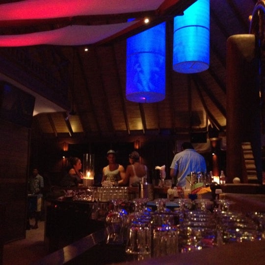 Main bars. Main bars. Main bars. Main bars. Exchequer restaurant and pub — чикаго, иллинойс.