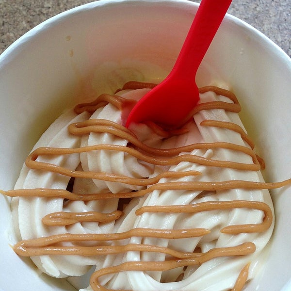 9/16/2013にBarbara C.がTutti Frutti Frozen Yogurtで撮った写真