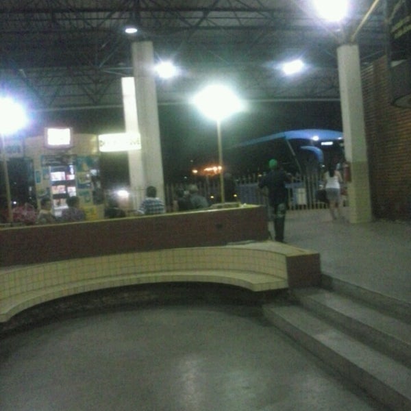 Foto tirada no(a) Terminal Rodoviário De Caxias por Jêffêrsøn M. em 5/17/2013