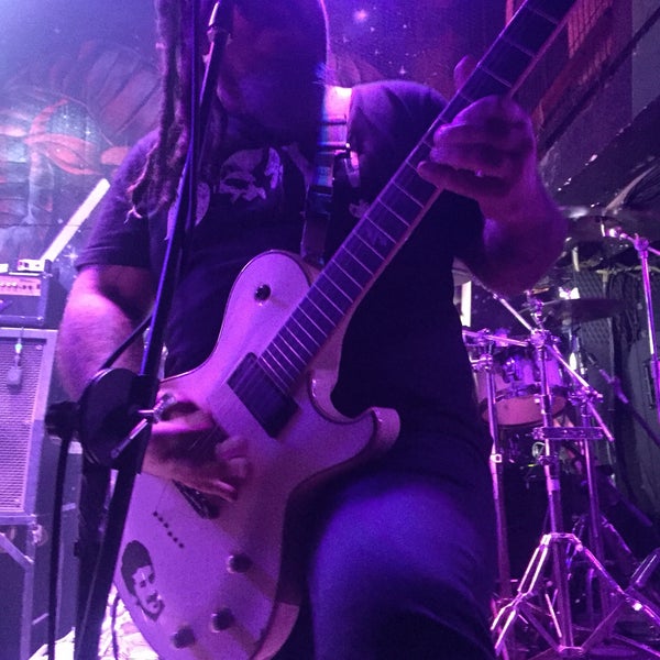 Photo taken at Dorock Heavy Metal Club by Onur S. on 12/31/2018