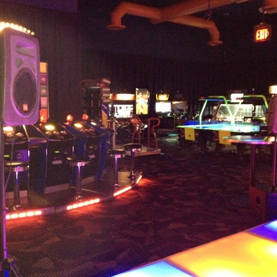 Photo taken at Dave &amp; Buster&#39;s by Andrew O. on 9/21/2012