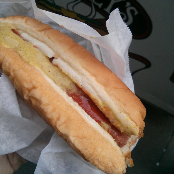 Stanley's Steamers Hot Dog Joint in SoMa