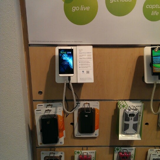 AT&T Mobile Phone Store in Seattle