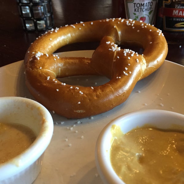 The pretzels are awesome and you must try the "sweets". There were three pretzels when we started!!!