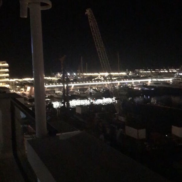รูปภาพถ่ายที่ La Marée Monaco โดย Whennoufeats เมื่อ 7/31/2018